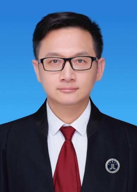 邱团武